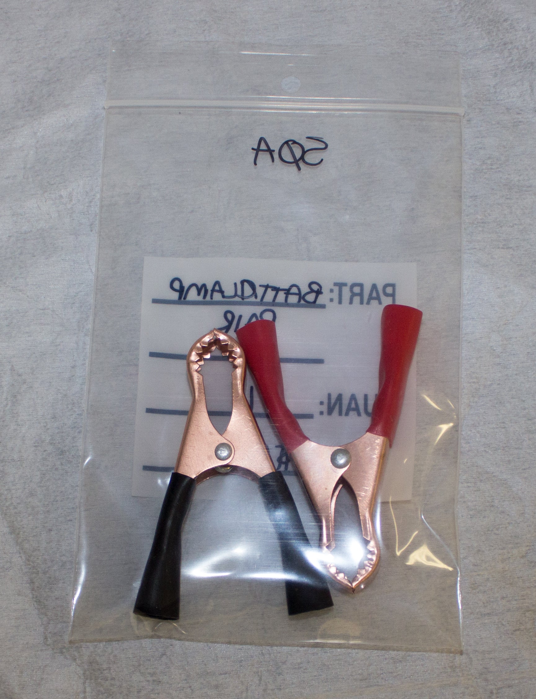 Pair of 50A Battery Clamps (Red & Black)